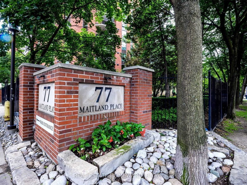524 - 77 Maitland Pl, Toronto, M4Y 2V6 | Image 2
