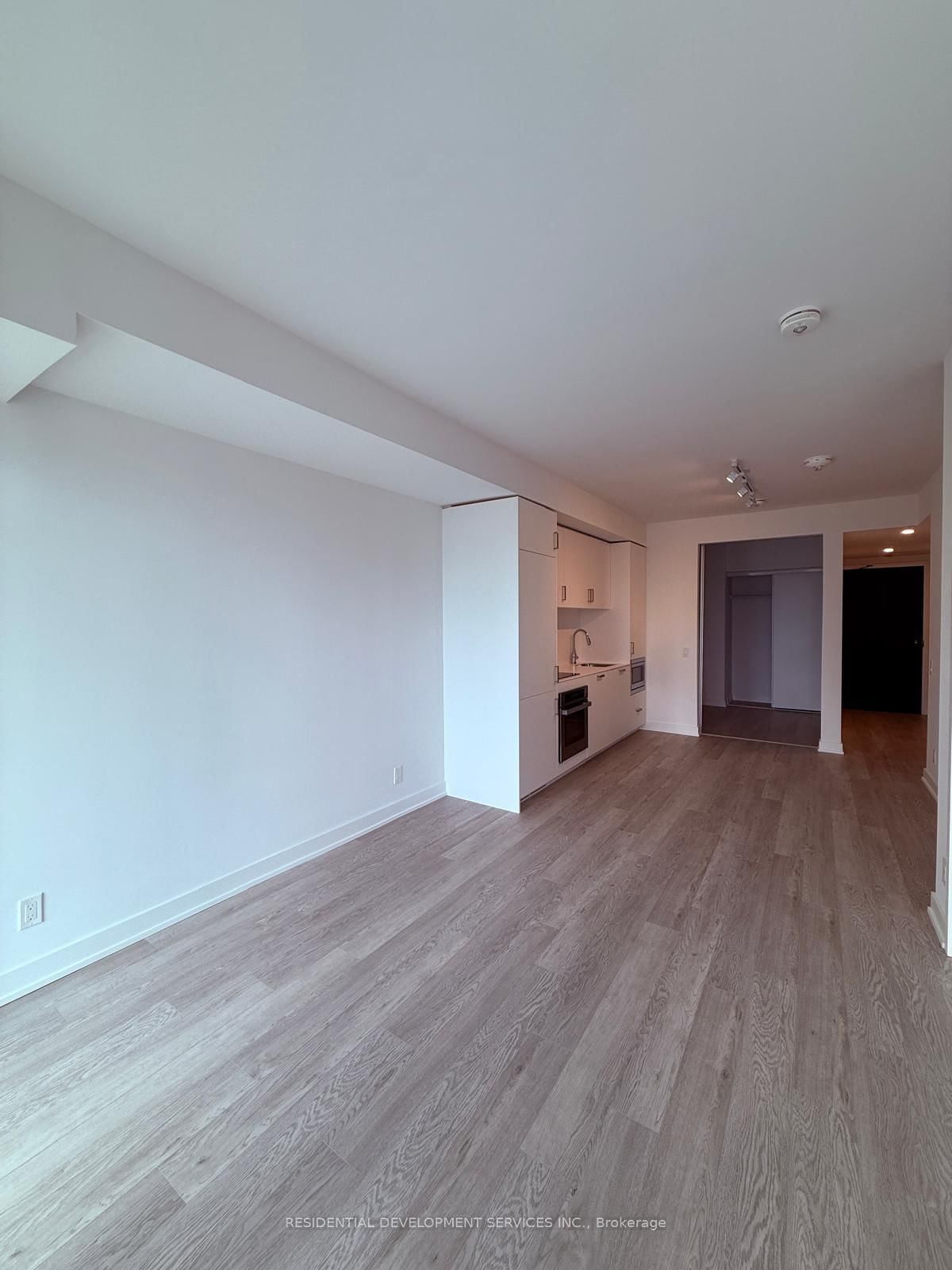 88 Queen Street, Unit 1108 - Photo 2