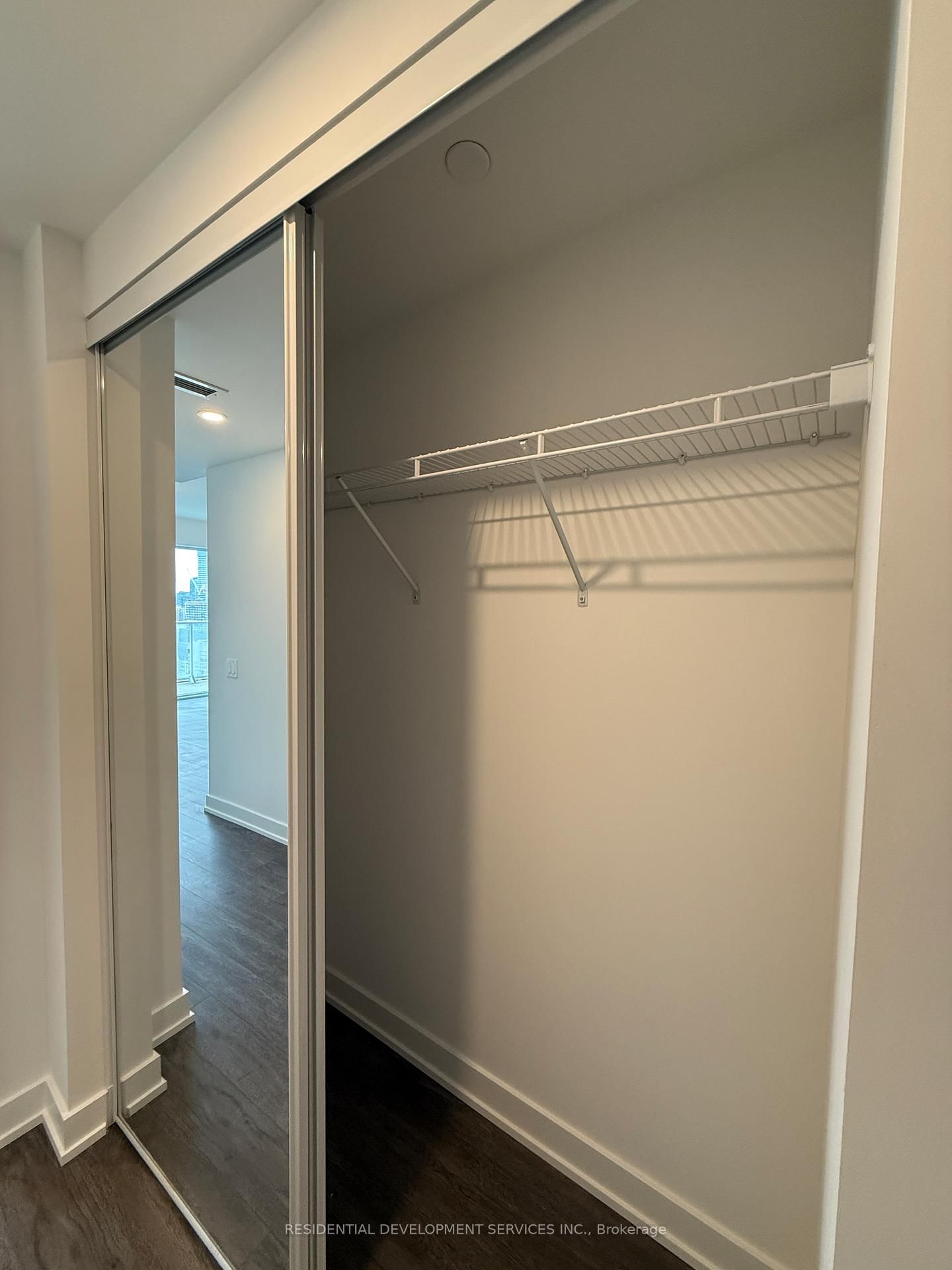 88 Queen Street, Unit 3901 - Photo 4