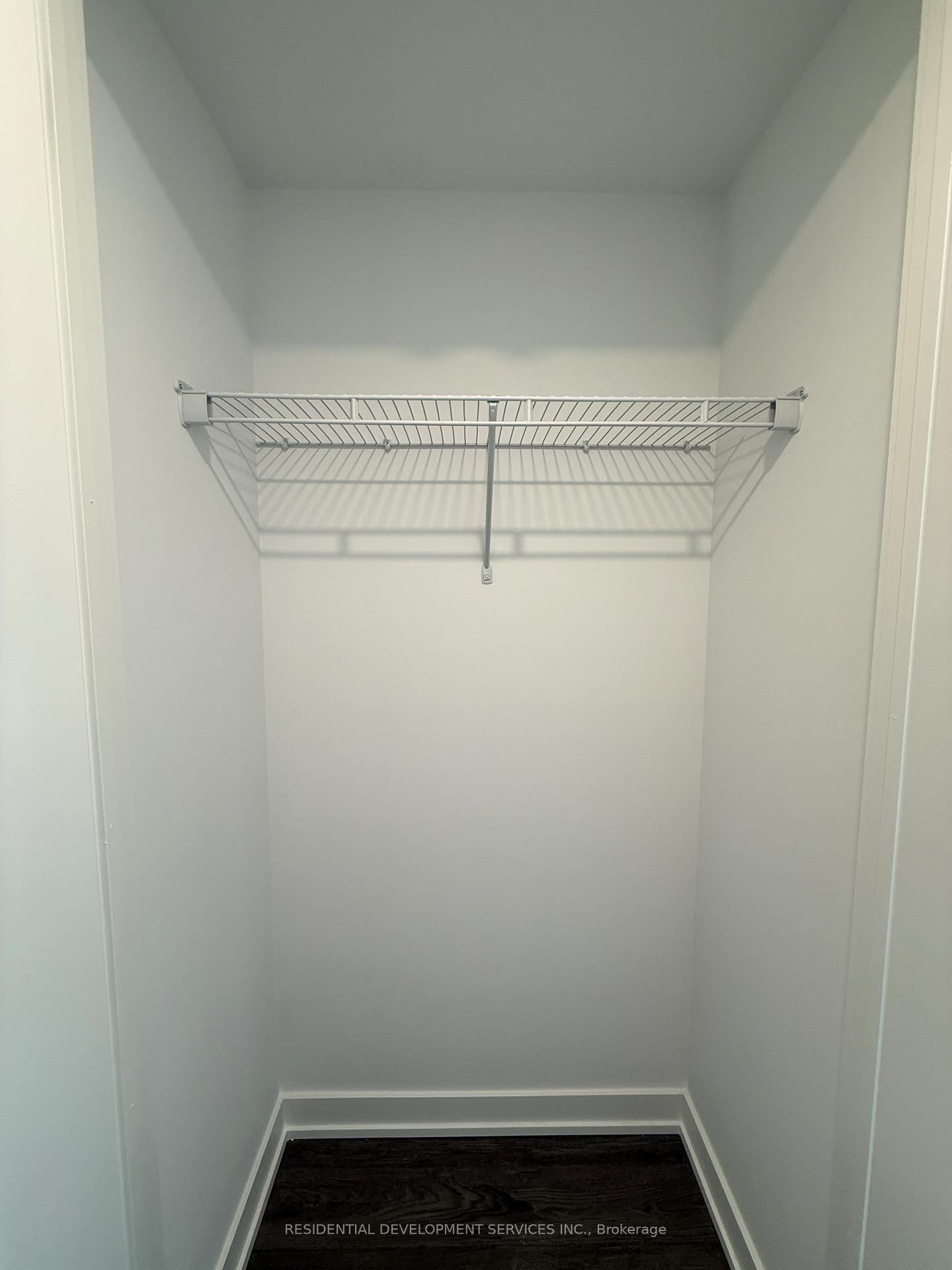 88 Queen Street, Unit 3901 - Photo 7