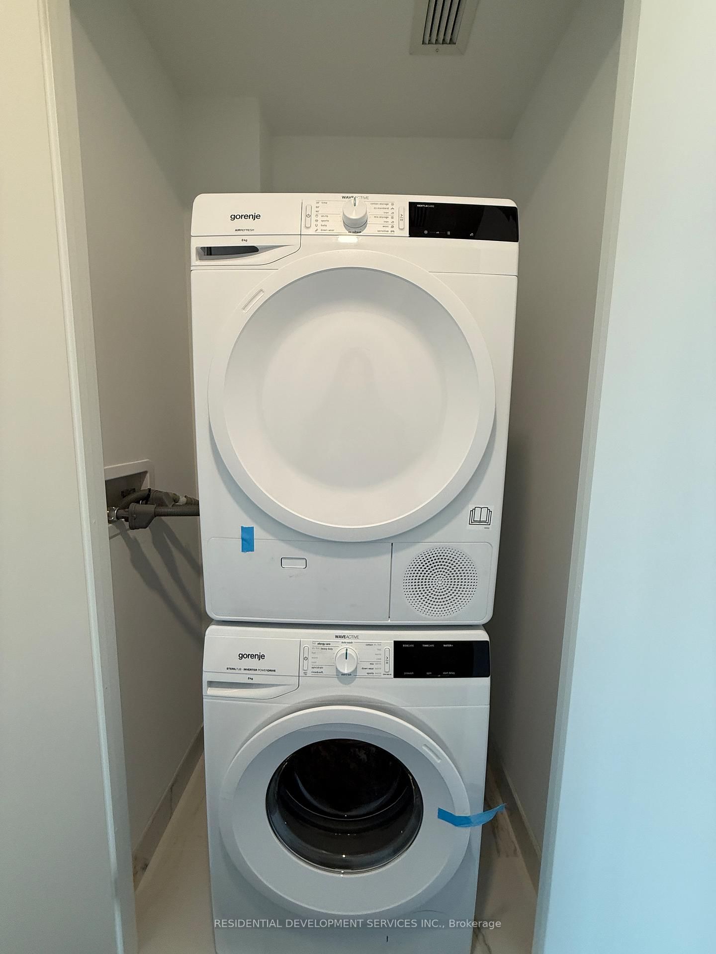 88 Queen Street, Unit 3901 - Photo 9