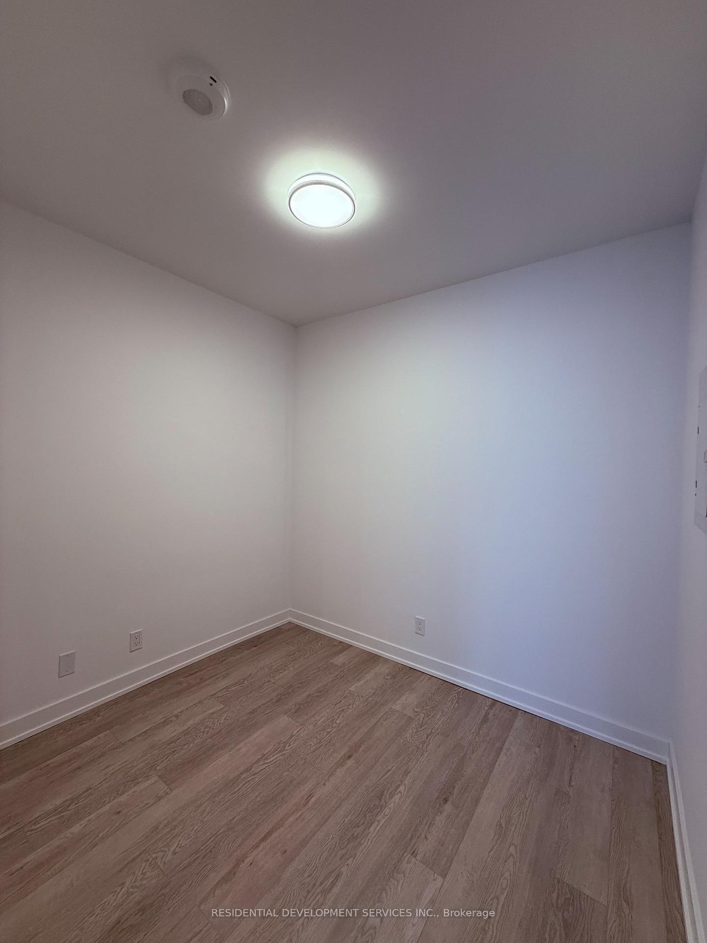 88 Queen Street, Unit 1115 - Photo 4