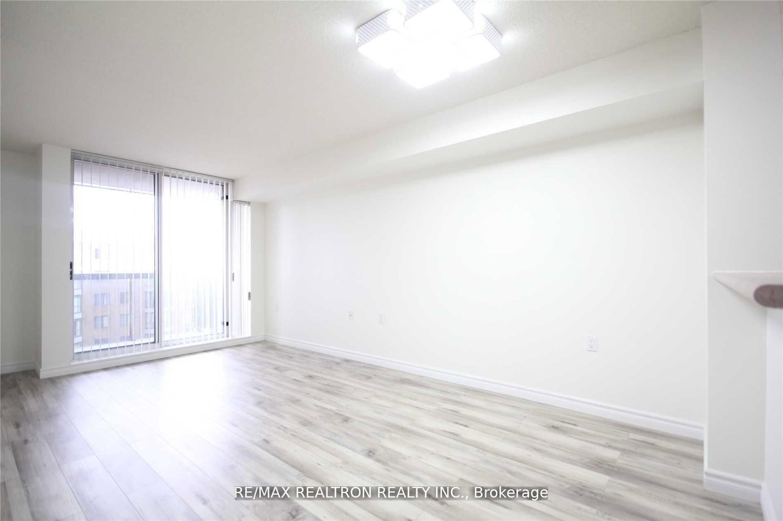 35 Finch Avenue E, Unit 1208 - Photo 3