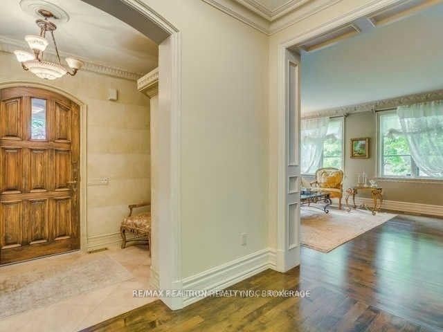 72 Owen Blvd, Toronto, M2P 1G3 | Image 3