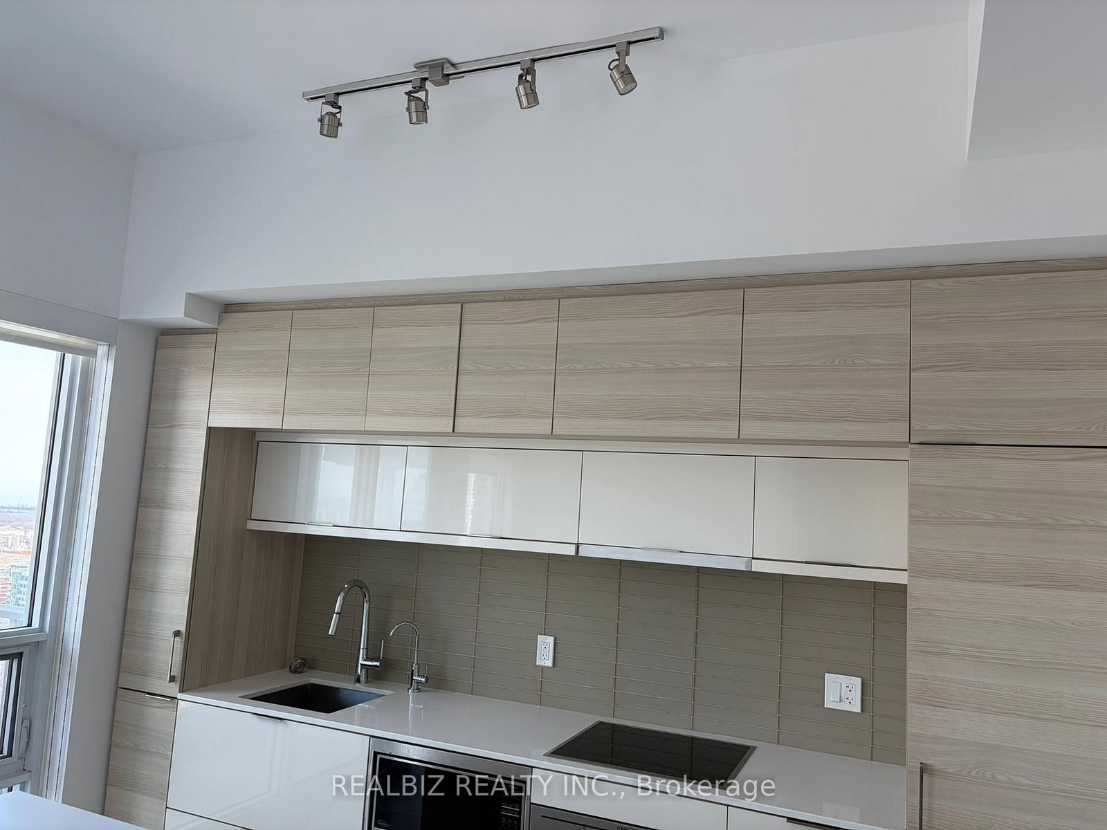 88 Scott Street, Unit 4506 - Photo 4