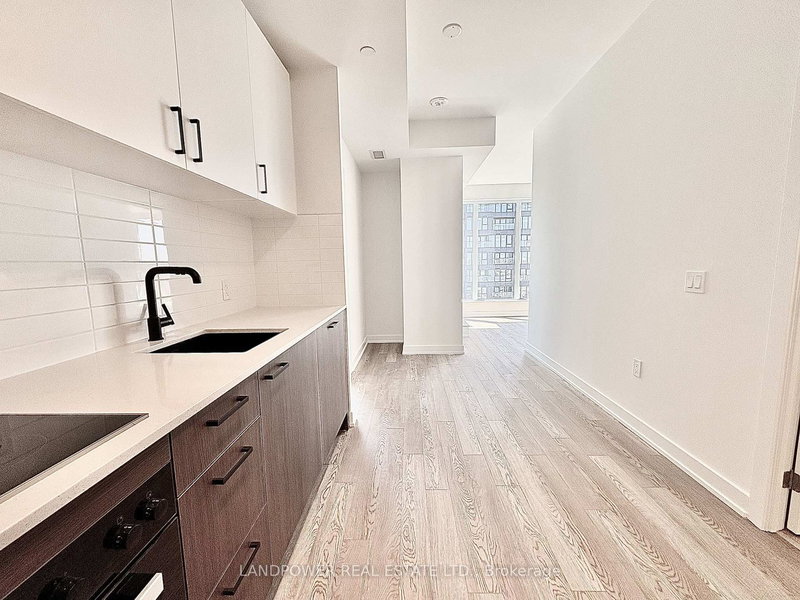 1802 - 5 Quarrington Lane, Toronto, M3C 0S5 | Image 2