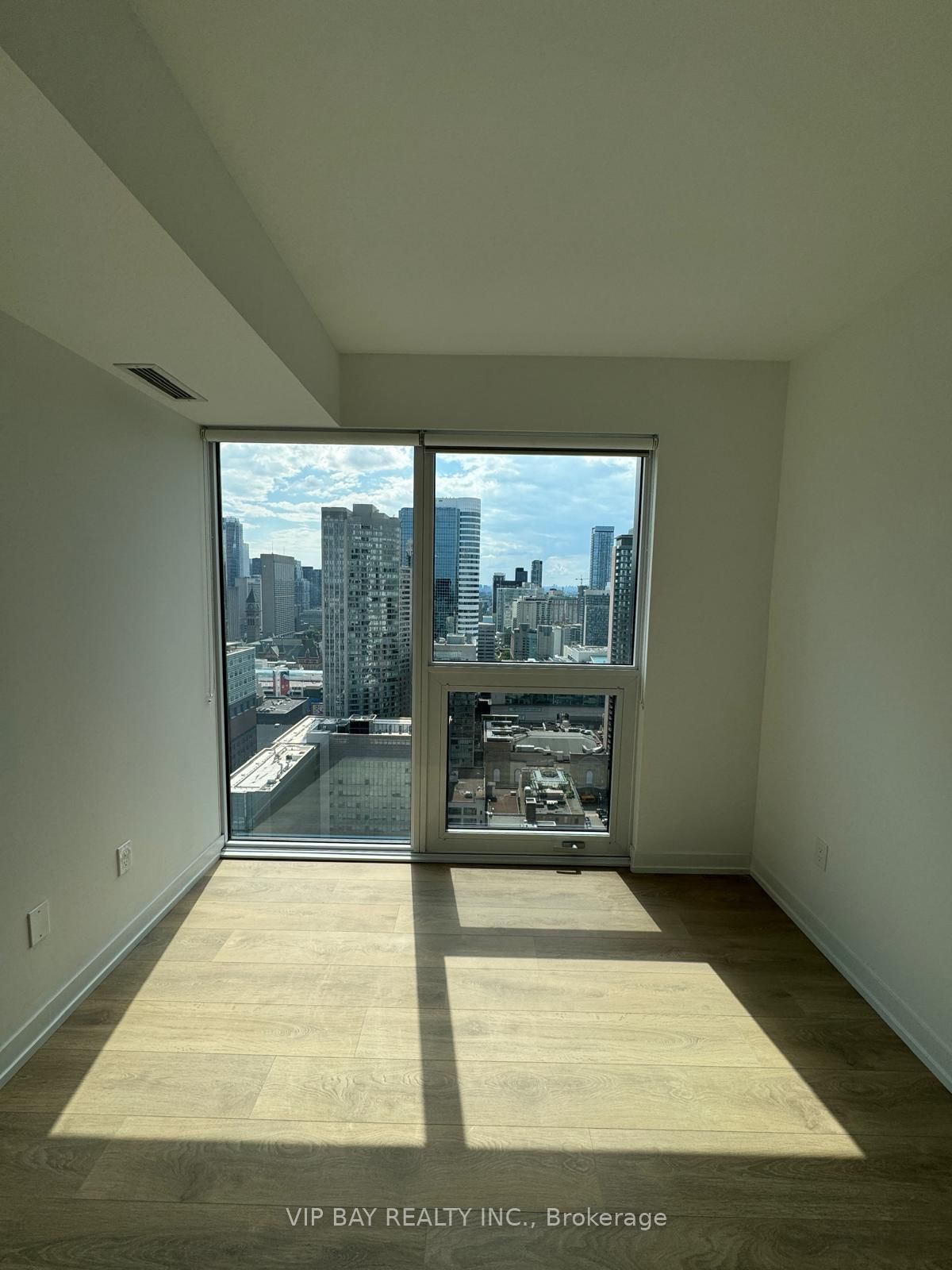 82 Dalhousie (Bedroom 3) Street, Unit 3707 - Photo 4