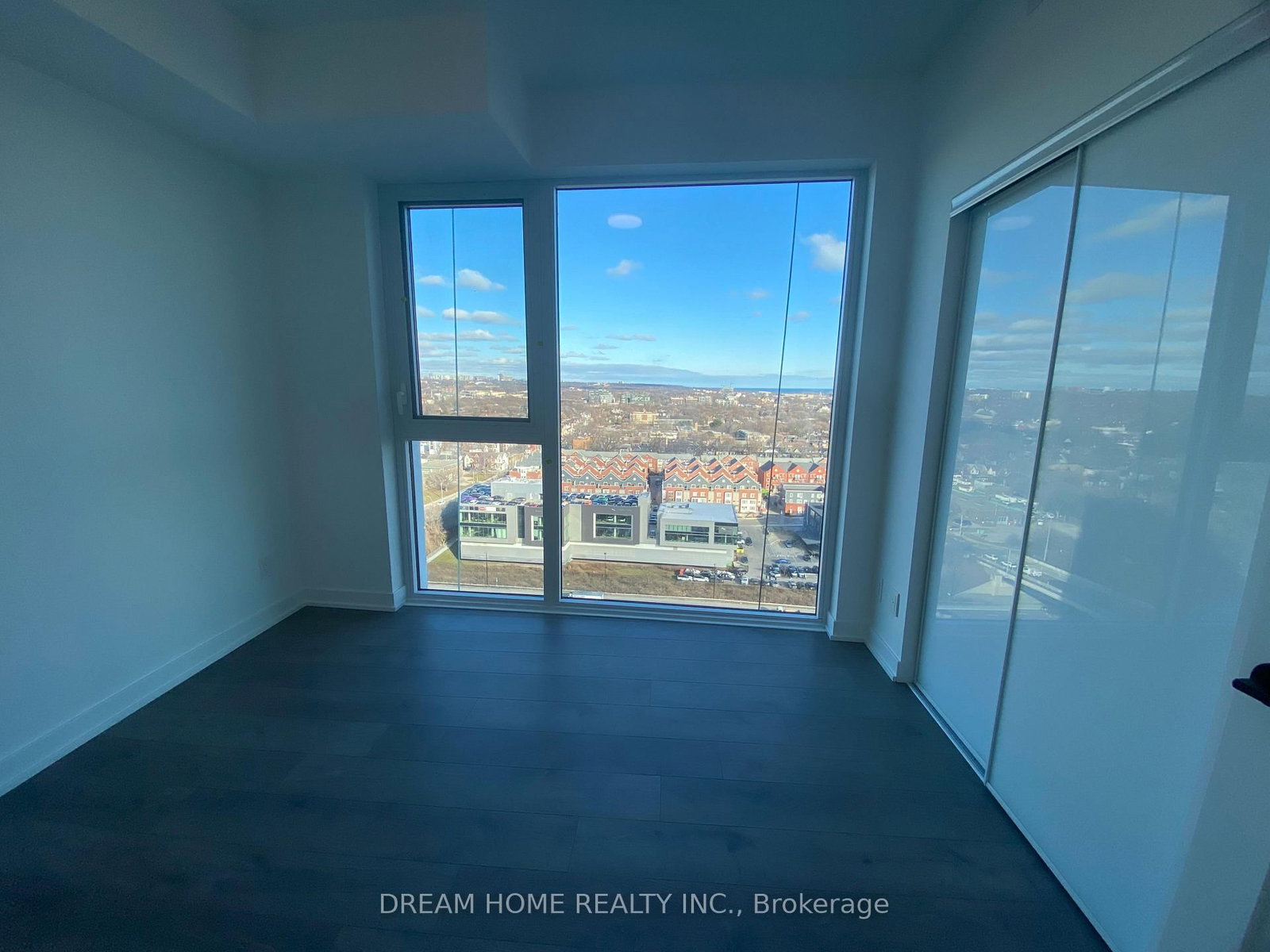 5 Defries Street, Unit 1702 - Photo 13