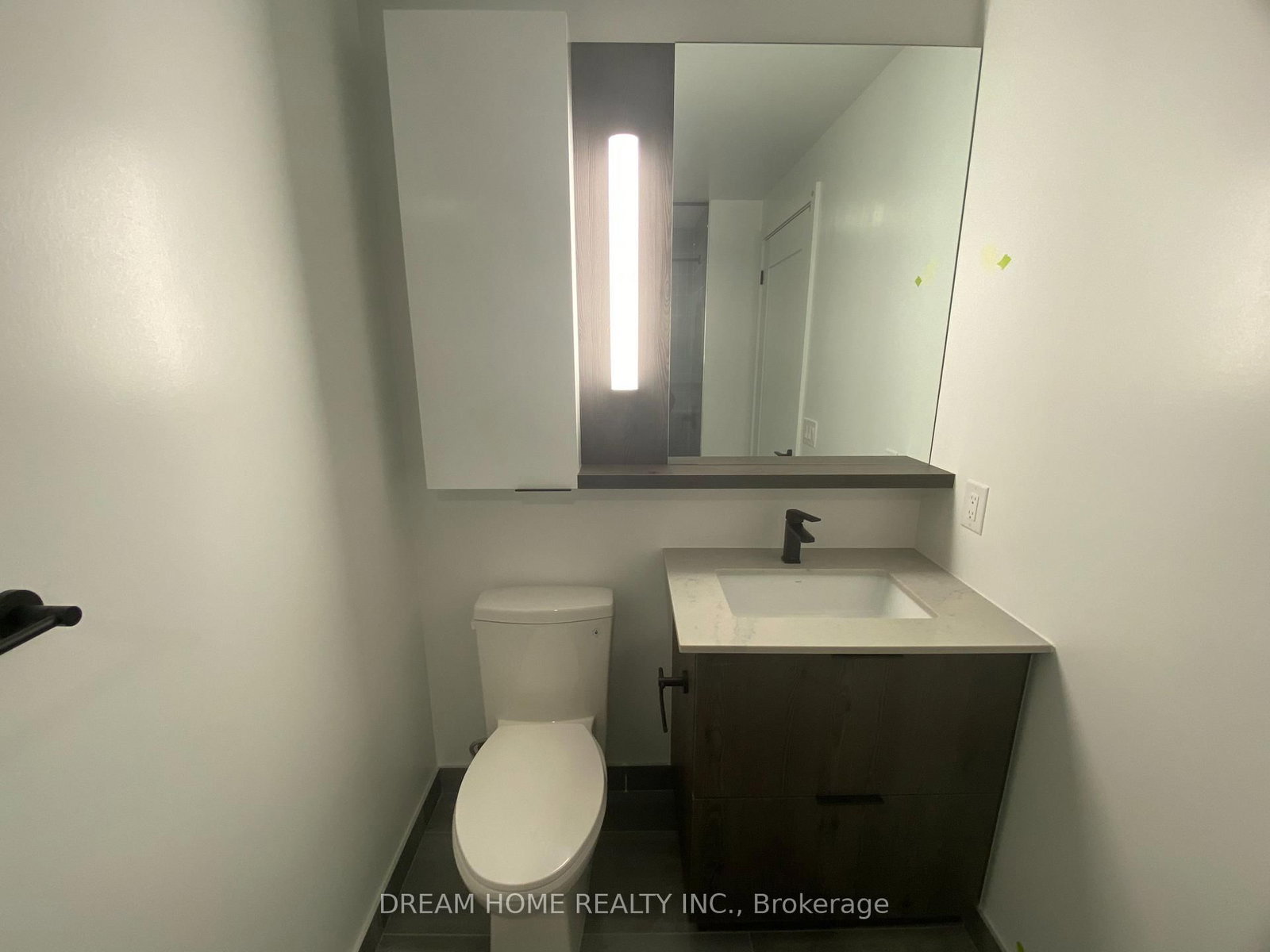 5 Defries Street, Unit 1702 - Photo 9