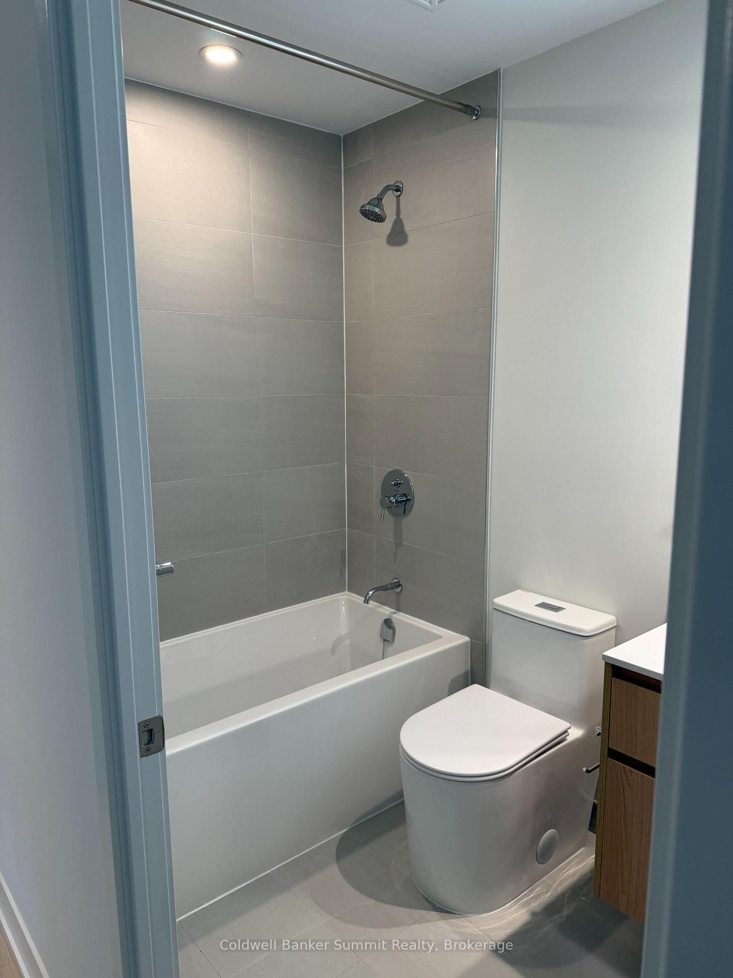 322 Dupont Street, Unit 203 - Photo 11