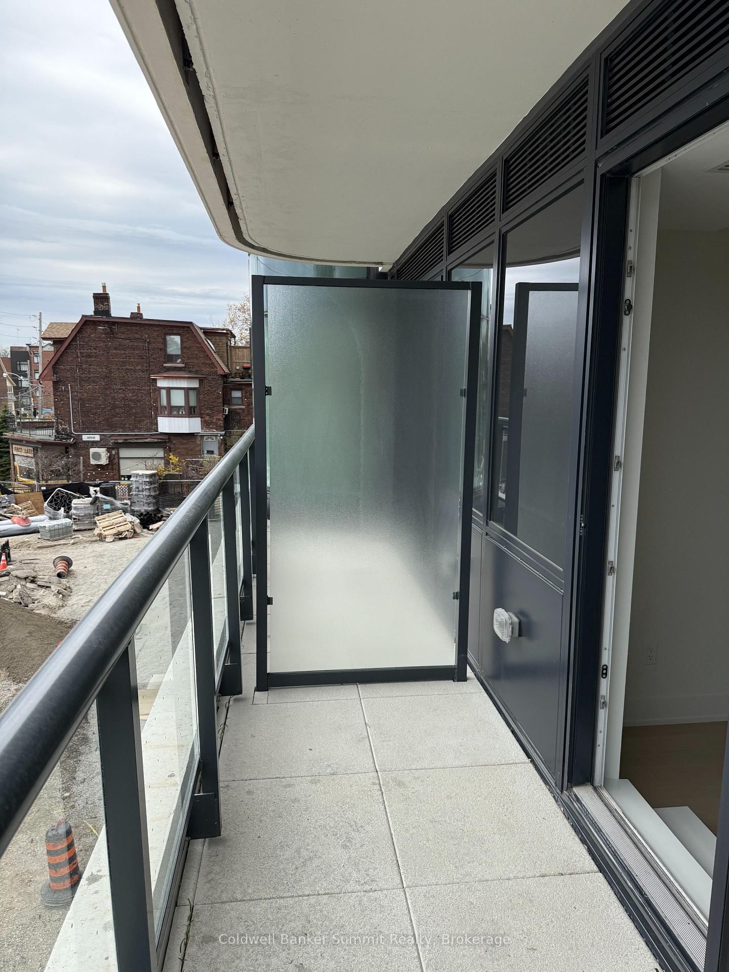 322 Dupont Street, Unit 203 - Photo 15