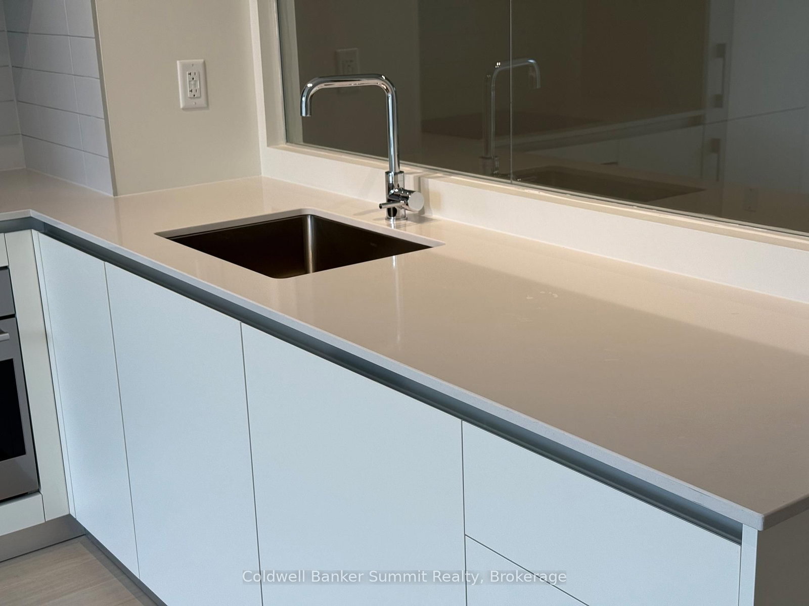 322 Dupont Street, Unit 203 - Photo 3