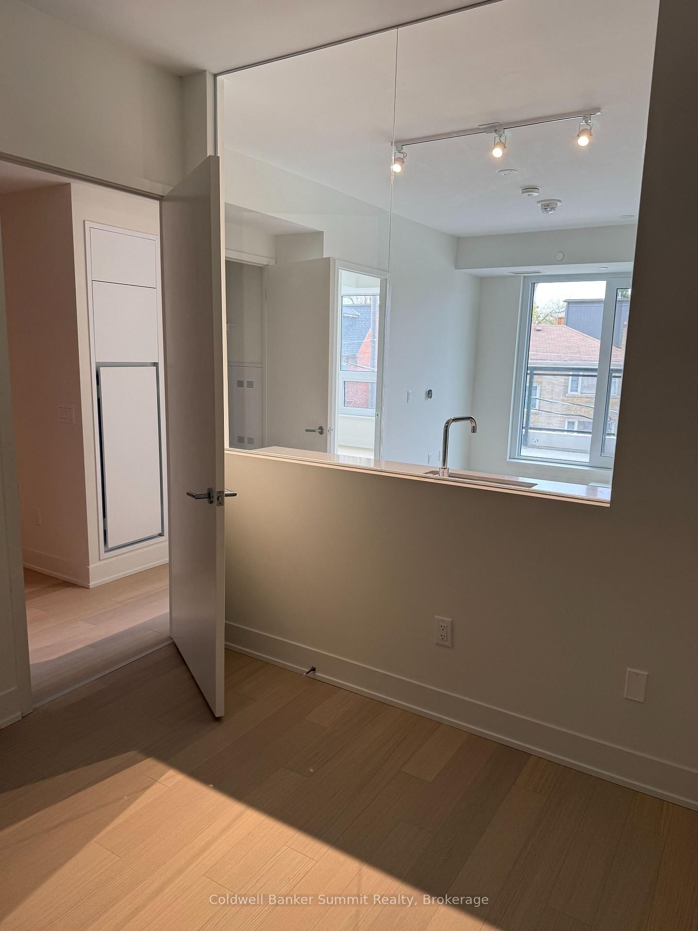 322 Dupont Street, Unit 203 - Photo 4