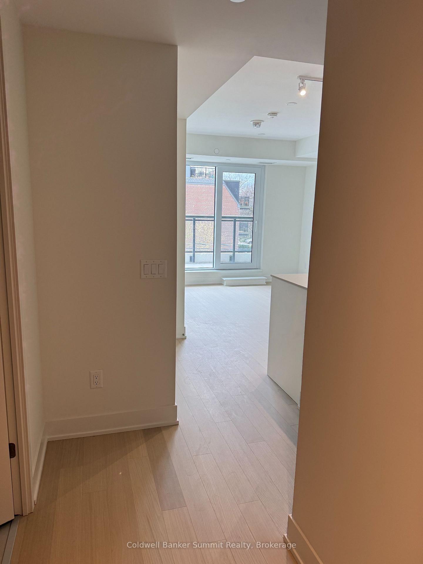 322 Dupont Street, Unit 203 - Photo 5