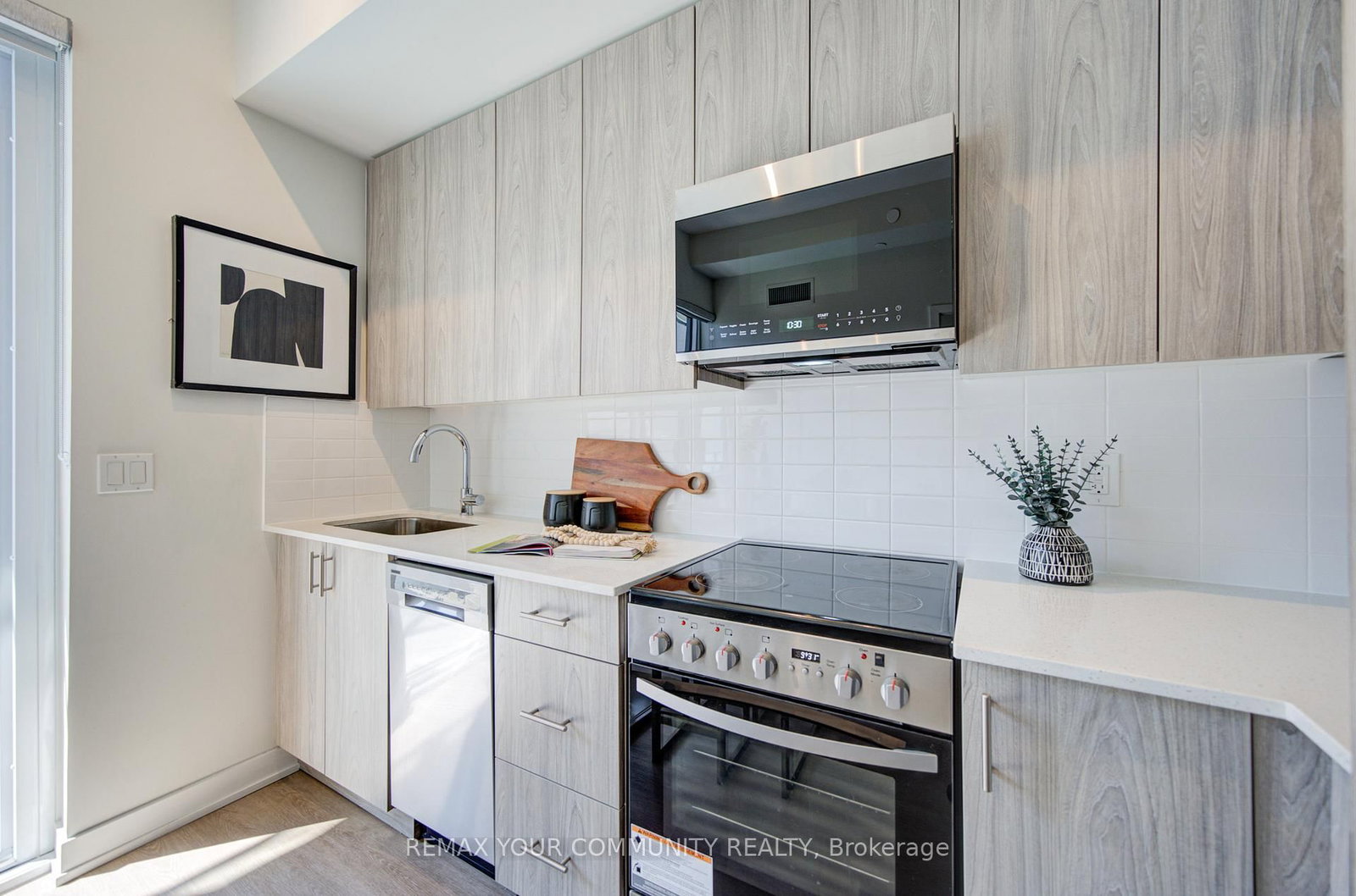 15 Ellerslie Avenue, Unit 1403 - Photo 13