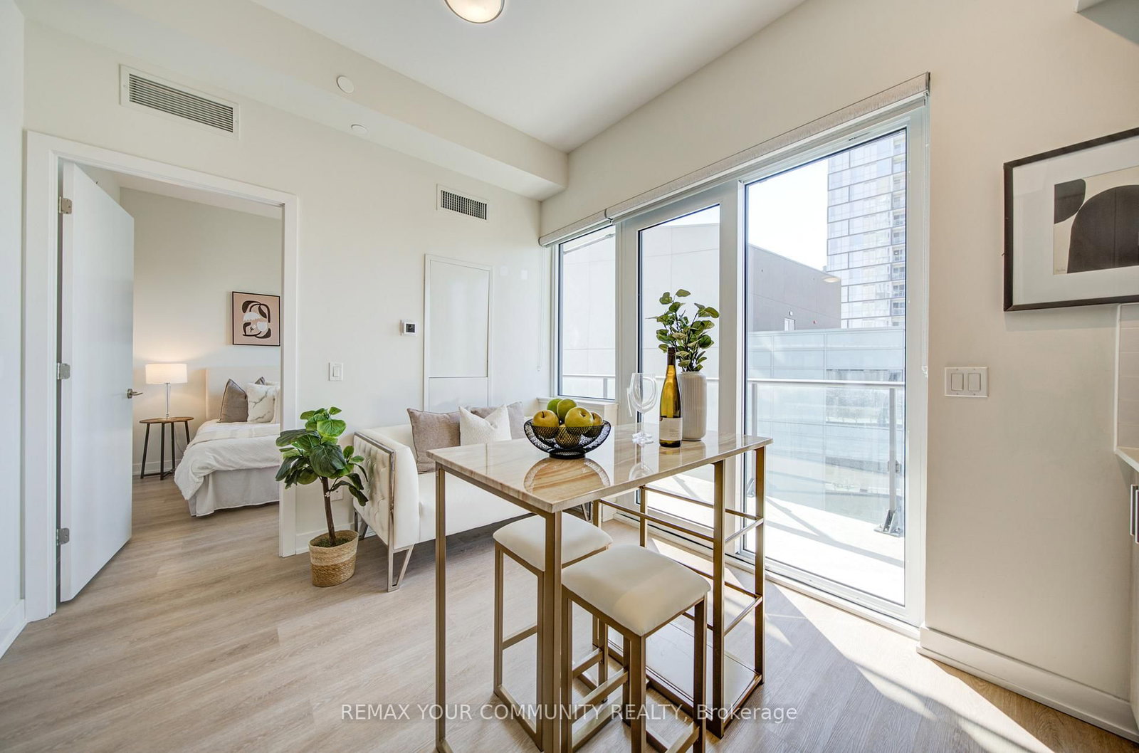 15 Ellerslie Avenue, Unit 1403 - Photo 14