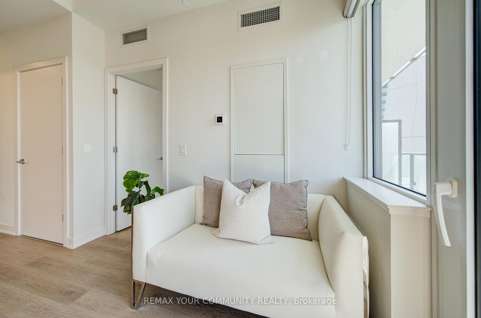 15 Ellerslie Avenue, Unit 1403 - Photo 16