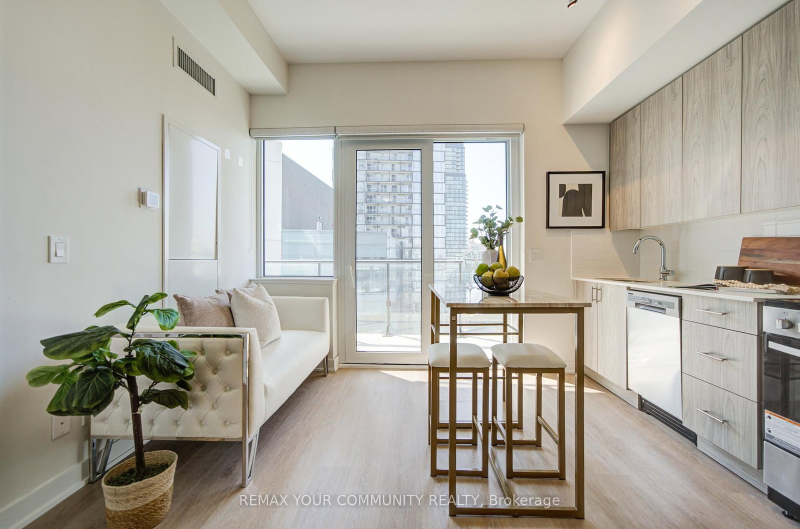 15 Ellerslie Avenue, Unit 1403 - Photo 18