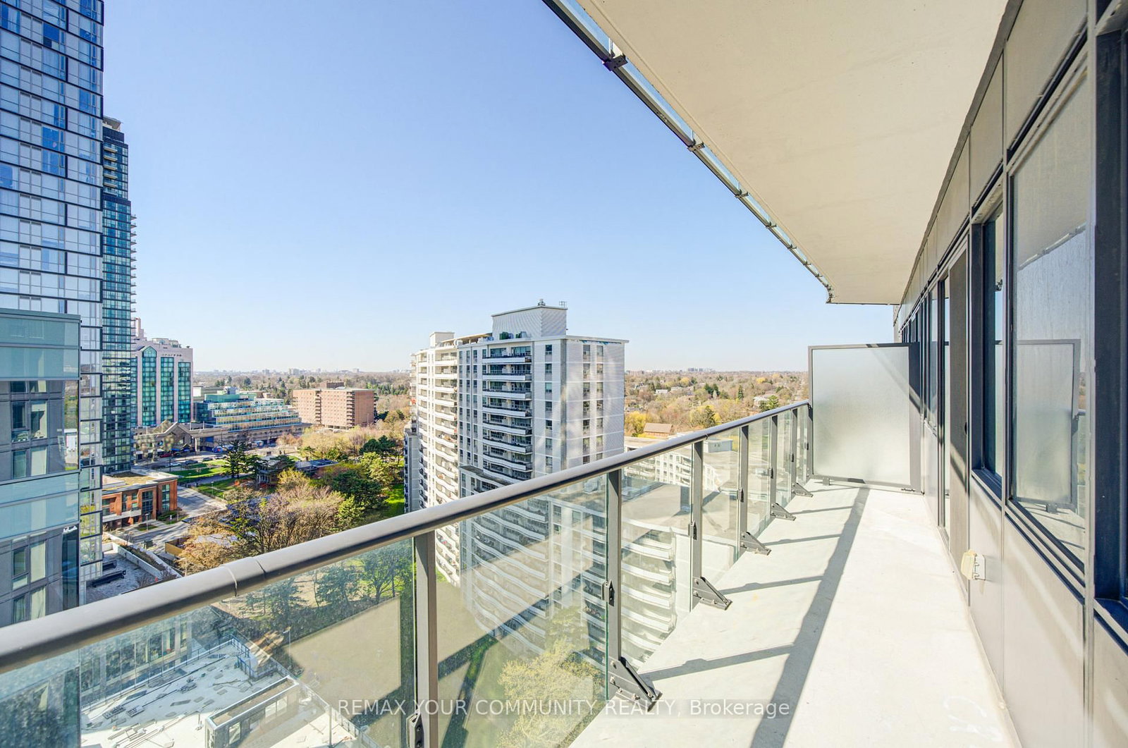 15 Ellerslie Avenue, Unit 1403 - Photo 31