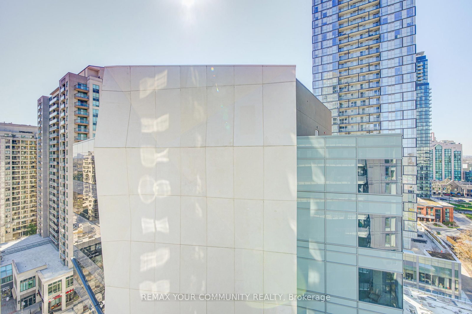 15 Ellerslie Avenue, Unit 1403 - Photo 32