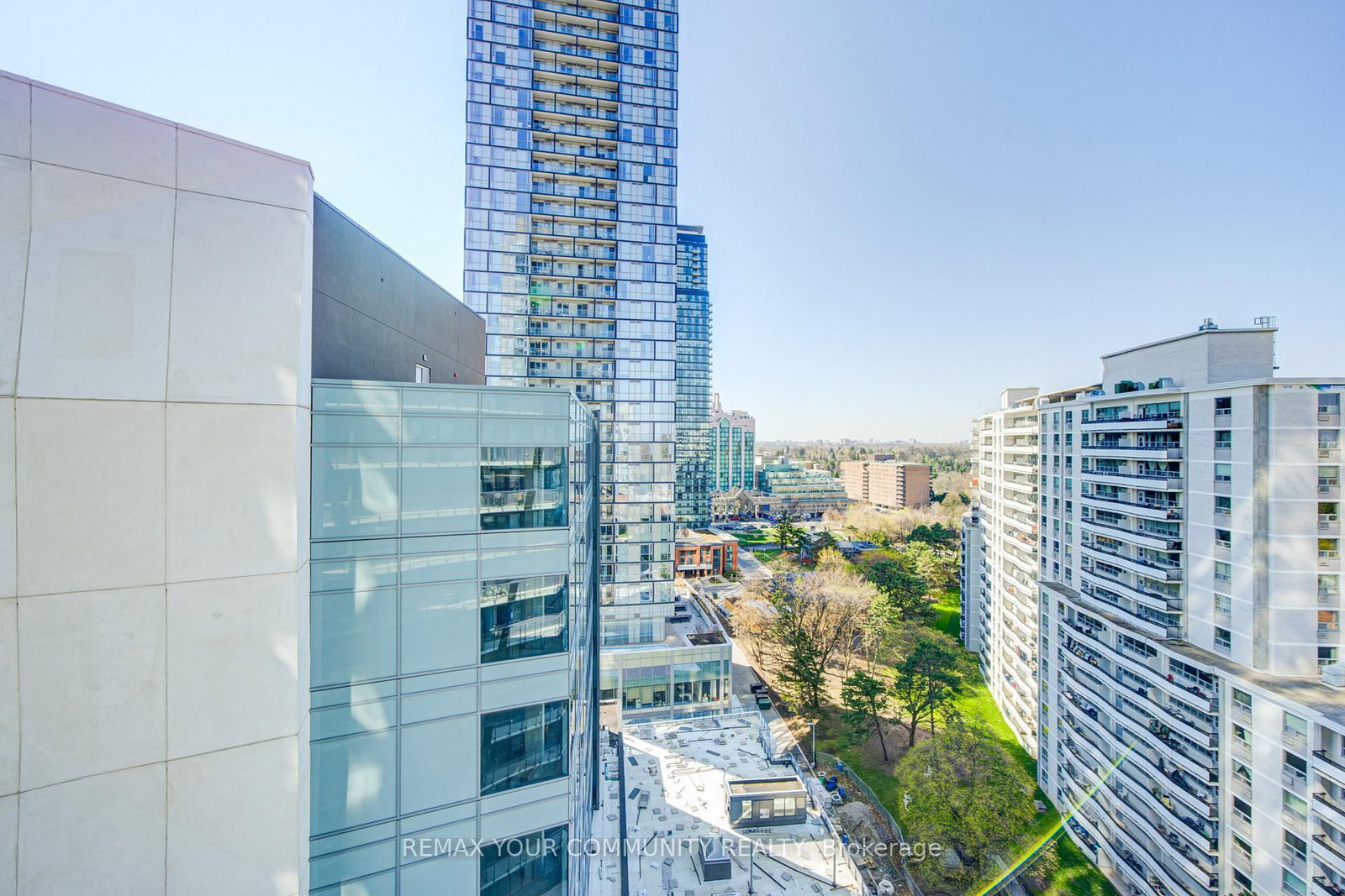 15 Ellerslie Avenue, Unit 1403 - Photo 33