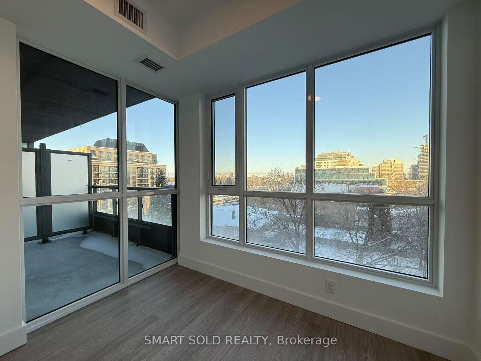 6 Greenbriar Road, Unit 517 - Photo 4