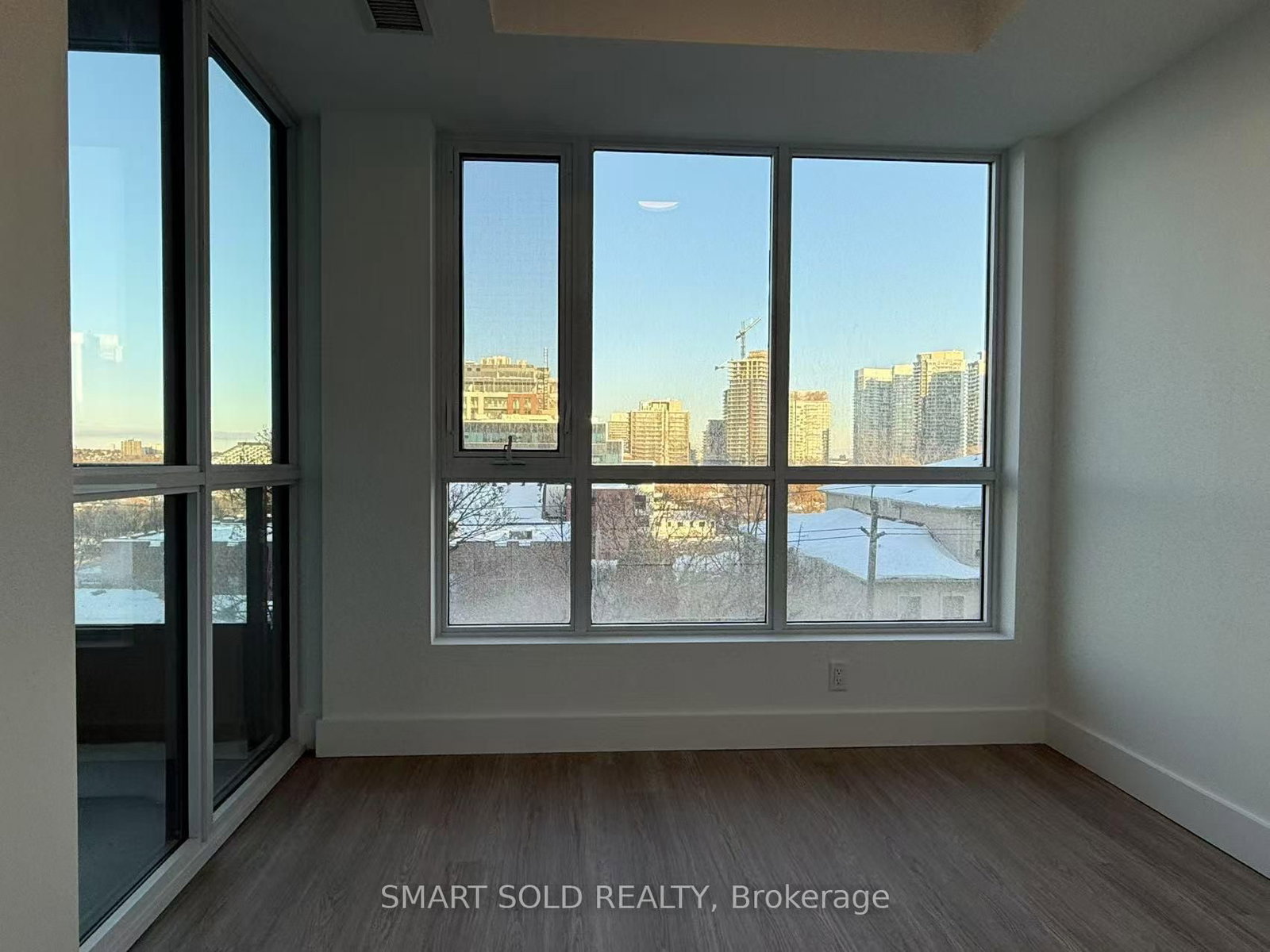 6 Greenbriar Road, Unit 517 - Photo 5