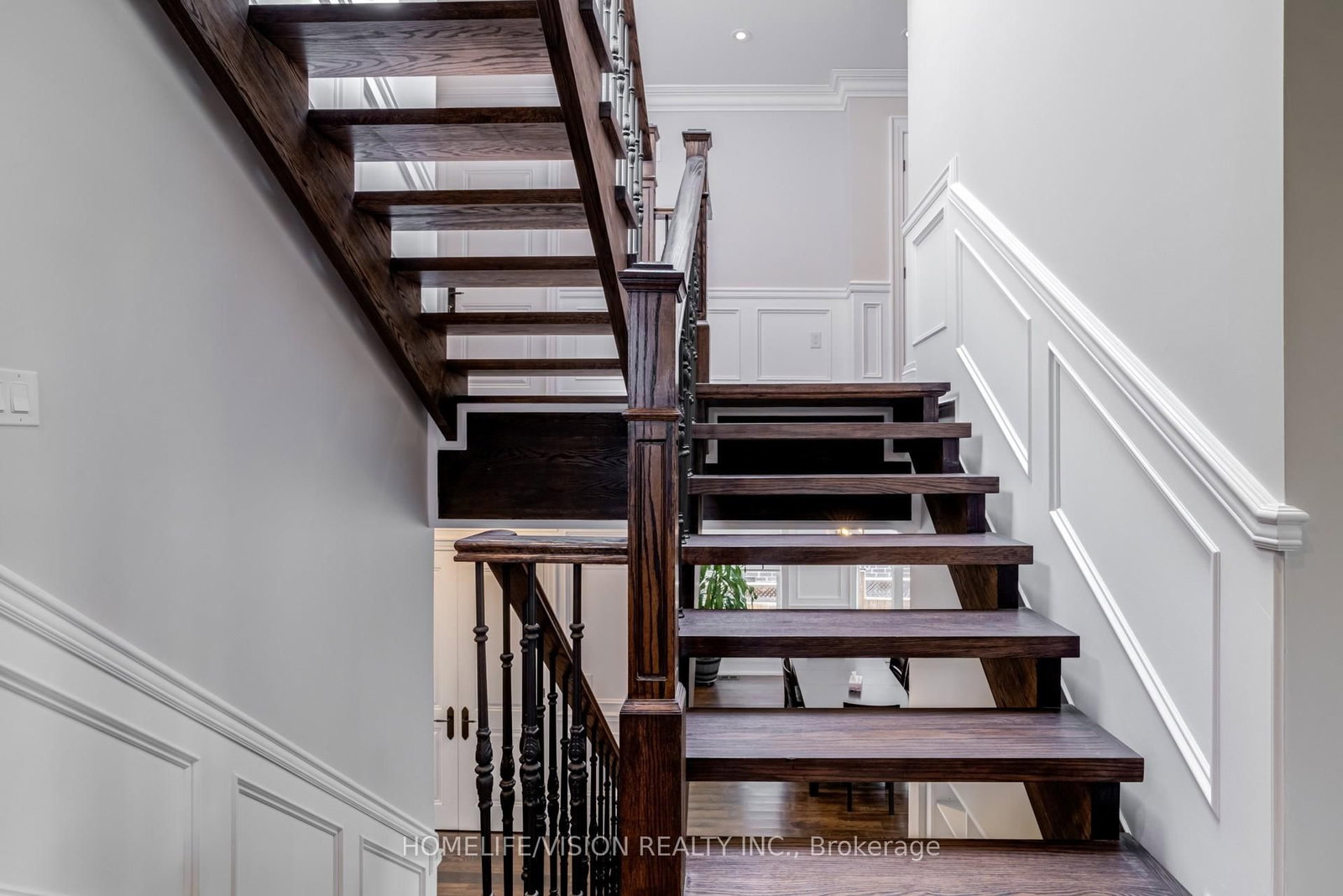 28 Moore Park Avenue - Photo 10