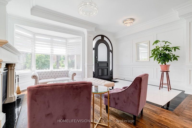 28 Moore Park Ave, Toronto, M2M 1M9 | Image 3