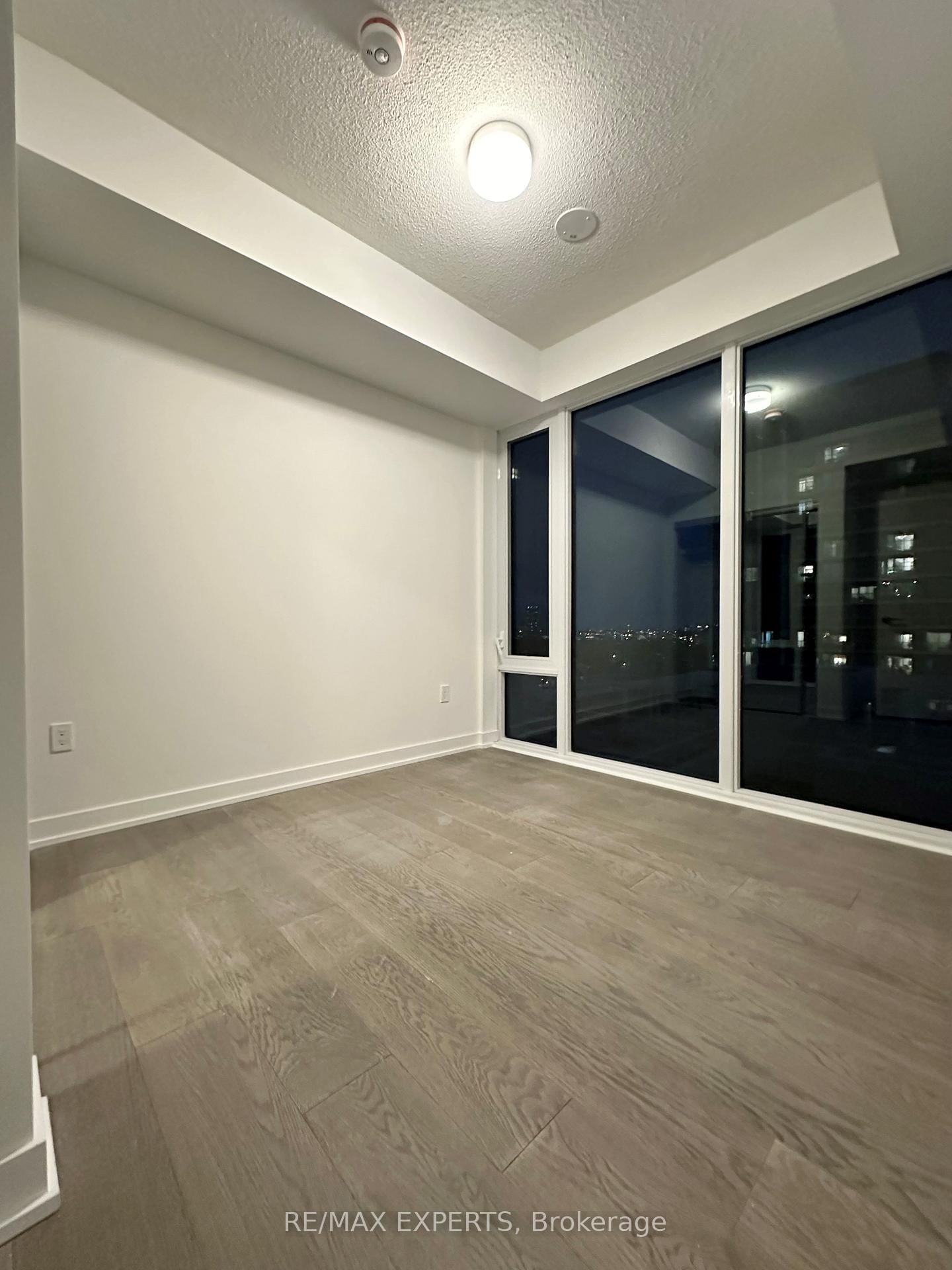 50 O'Neill Road, Unit 911 - Photo 14