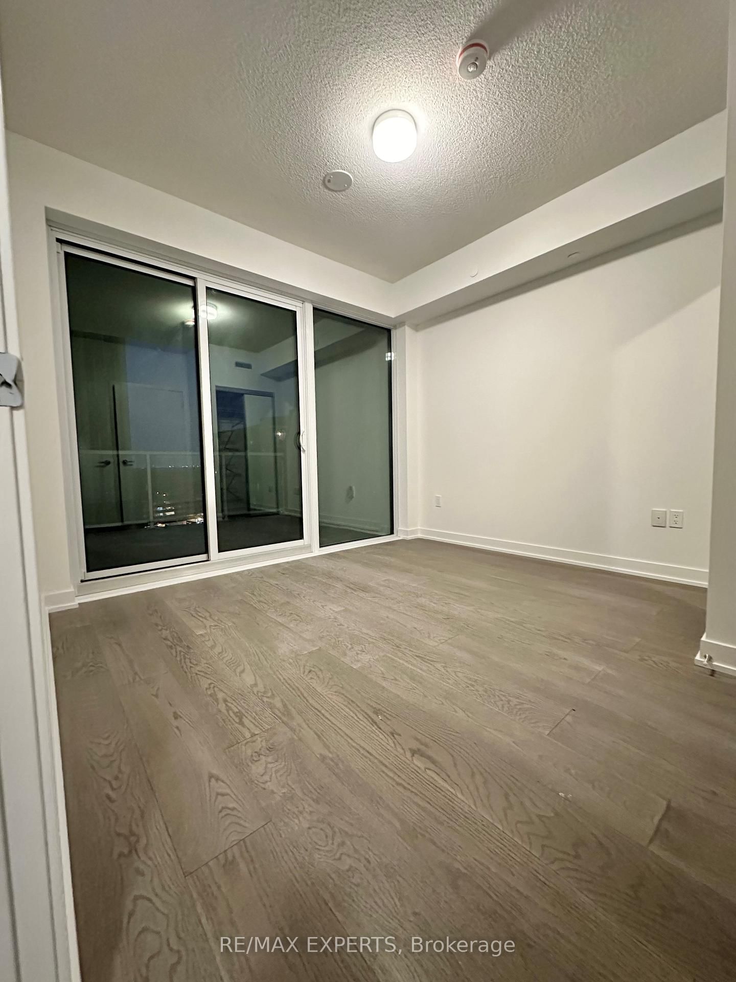 50 O'Neill Road, Unit 911 - Photo 15