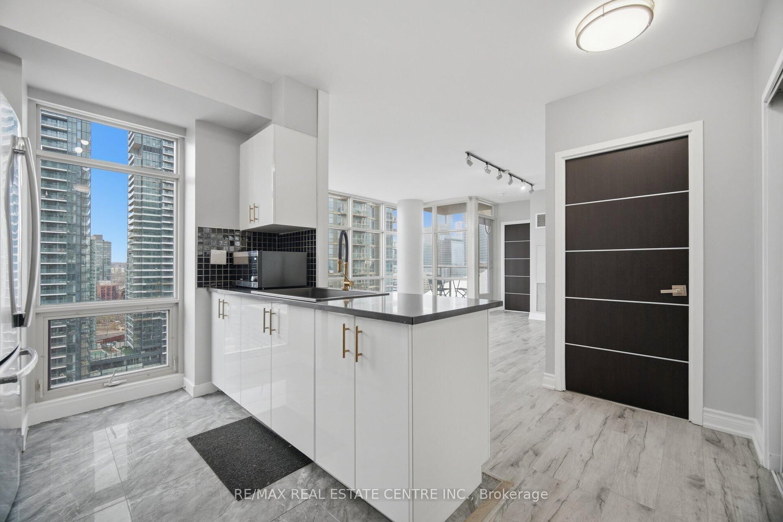 35 Mariner Terrace, Unit 3306 - Photo 11