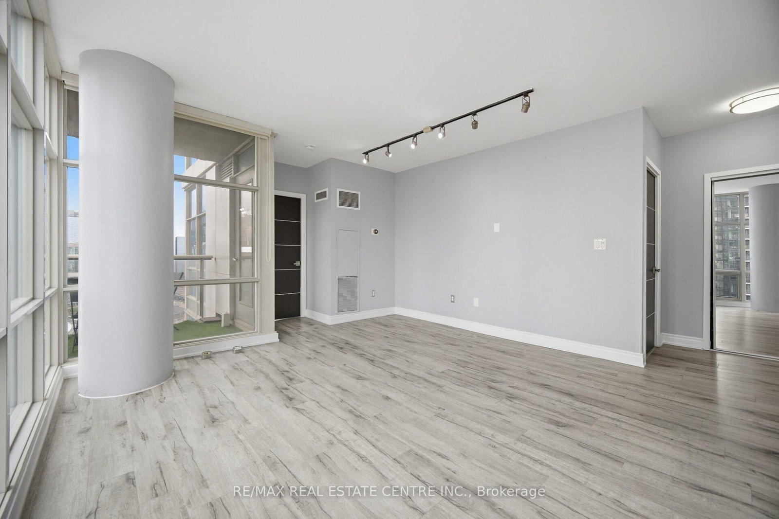 35 Mariner Terrace, Unit 3306 - Photo 16