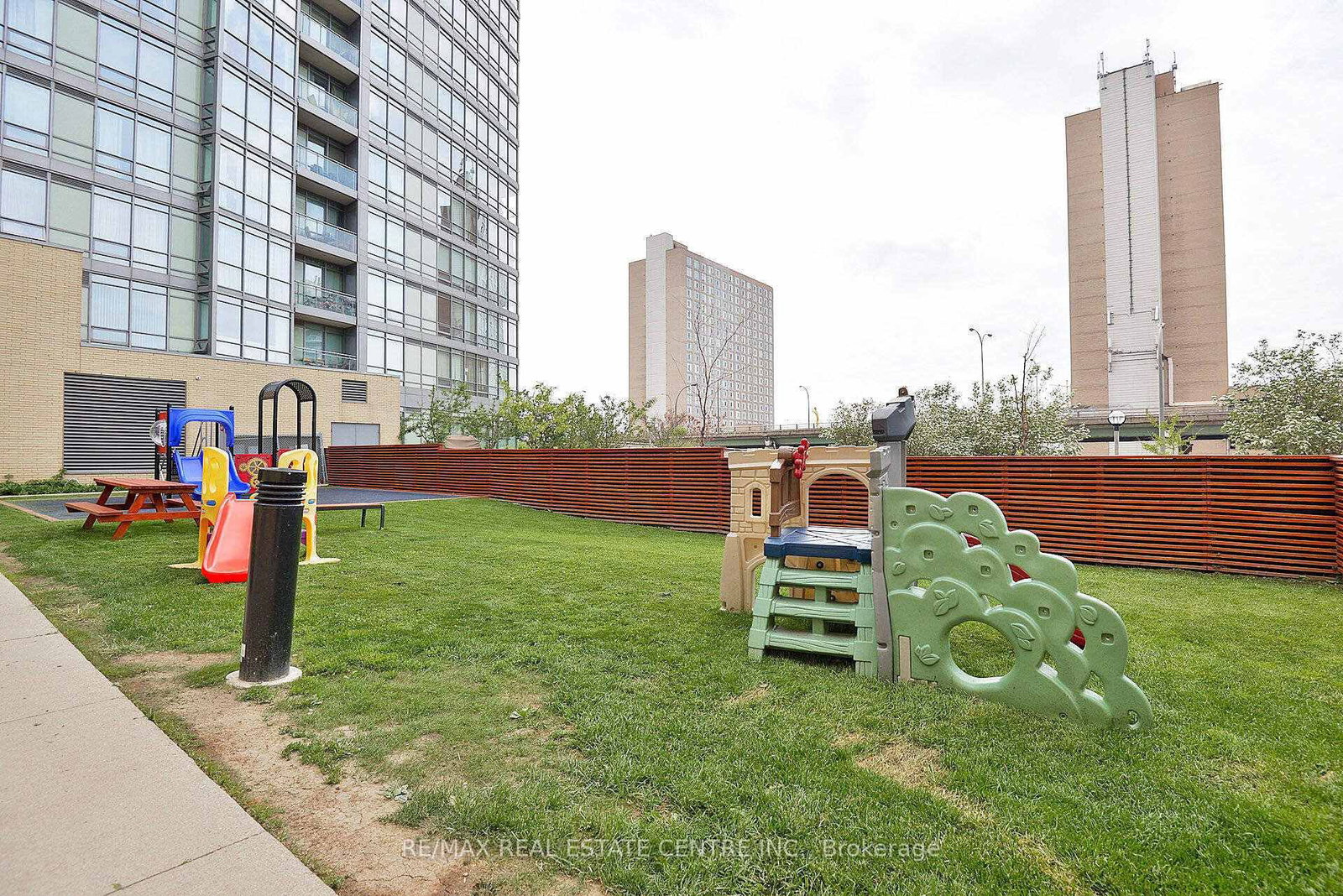 35 Mariner Terrace, Unit 3306 - Photo 40