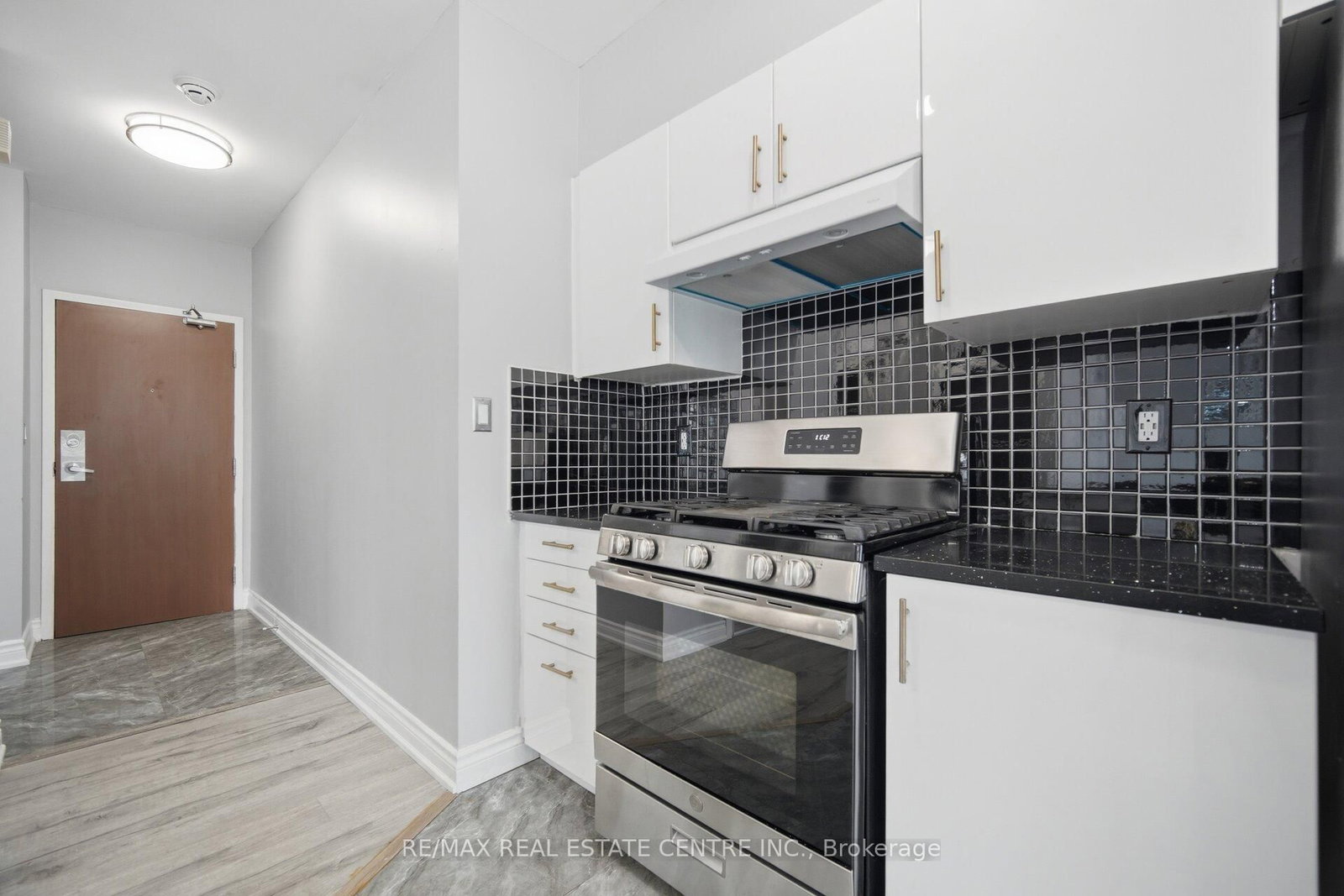 35 Mariner Terrace, Unit 3306 - Photo 9