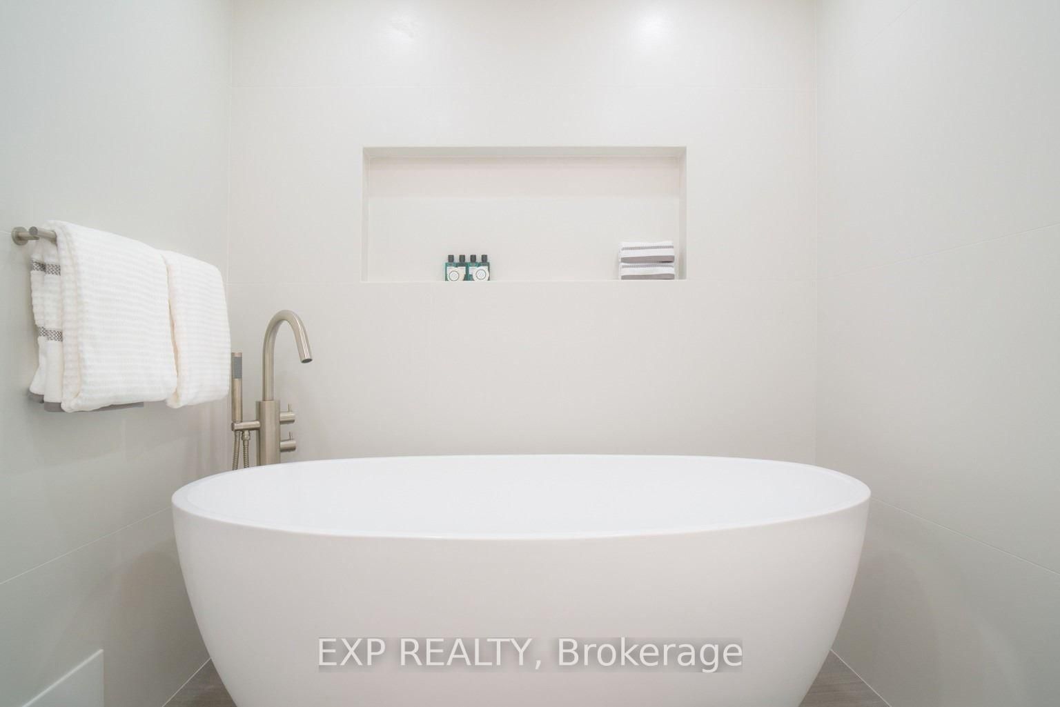 18 Lower Village Gate, Unit 608 - Photo 35