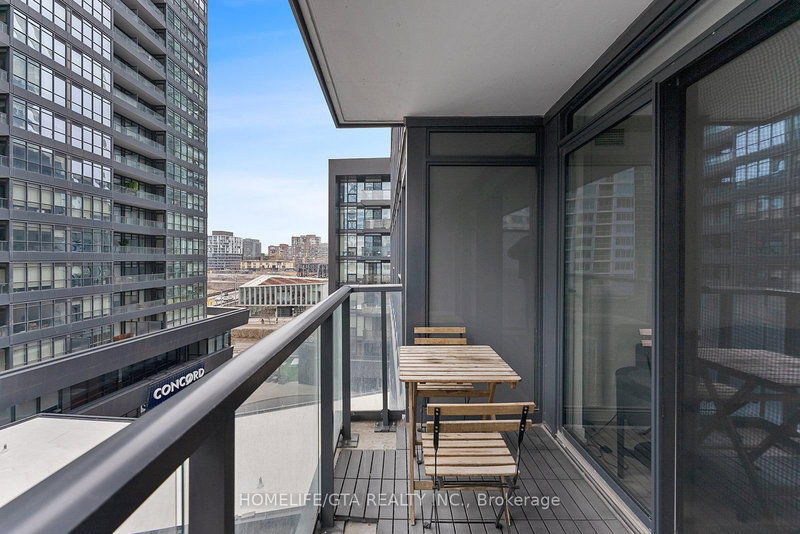 705 - 70 Queens Wharf Rd, Toronto, M5V 0J2 | Image 2