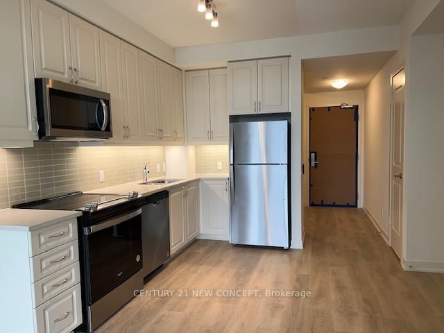 2501 - 4955 Yonge St E, Toronto, M2N 0L8 | Image 2