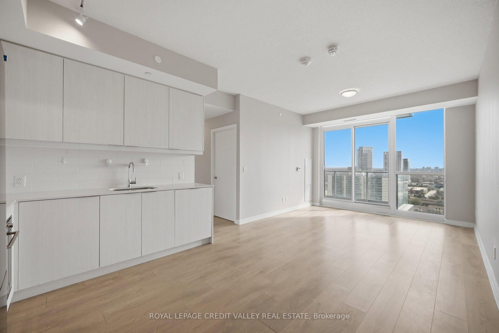 32 Forest Manor Road, Unit 1905 - Photo 7