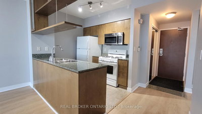 3101-35 Mariner Terrace, Toronto, Ontario image-0-2