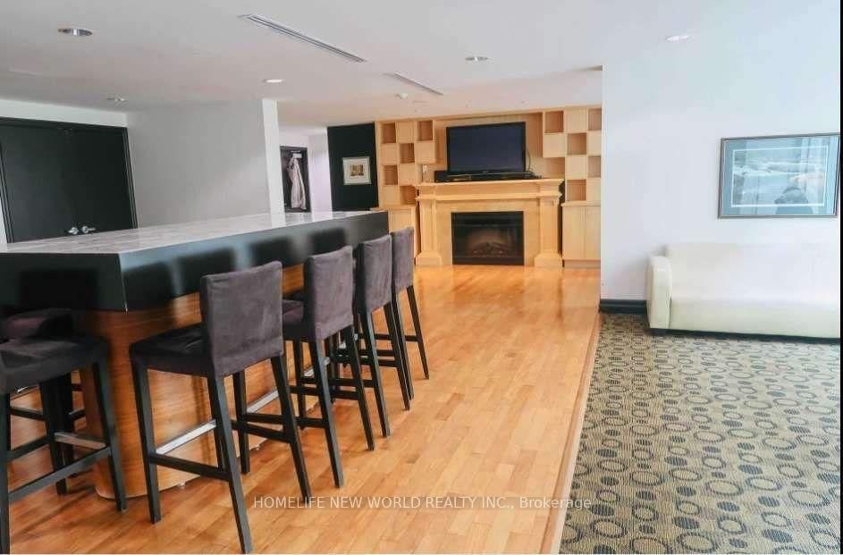 8 Scollard Street, Unit 509 - Photo 18