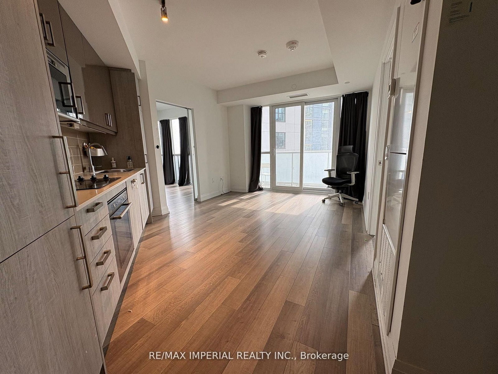 77 Mutual Street, Unit 2002 - Photo 3