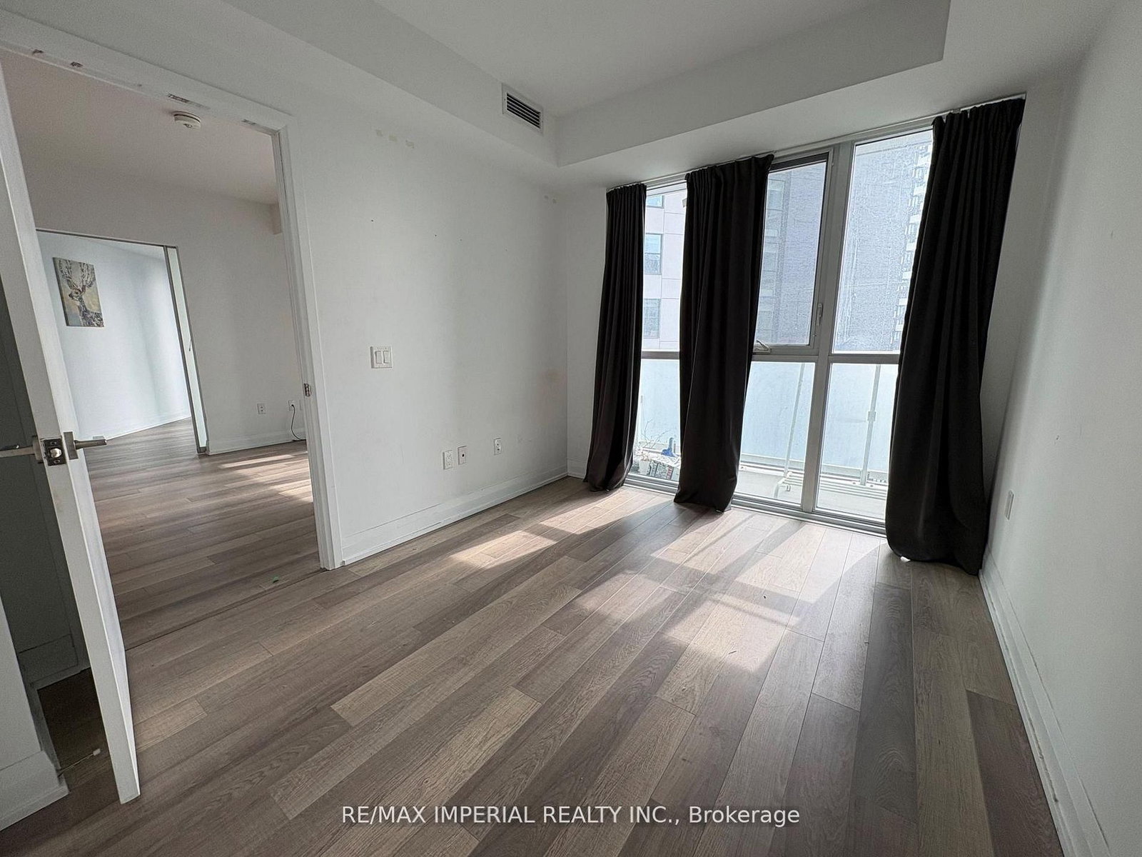 77 Mutual Street, Unit 2002 - Photo 6