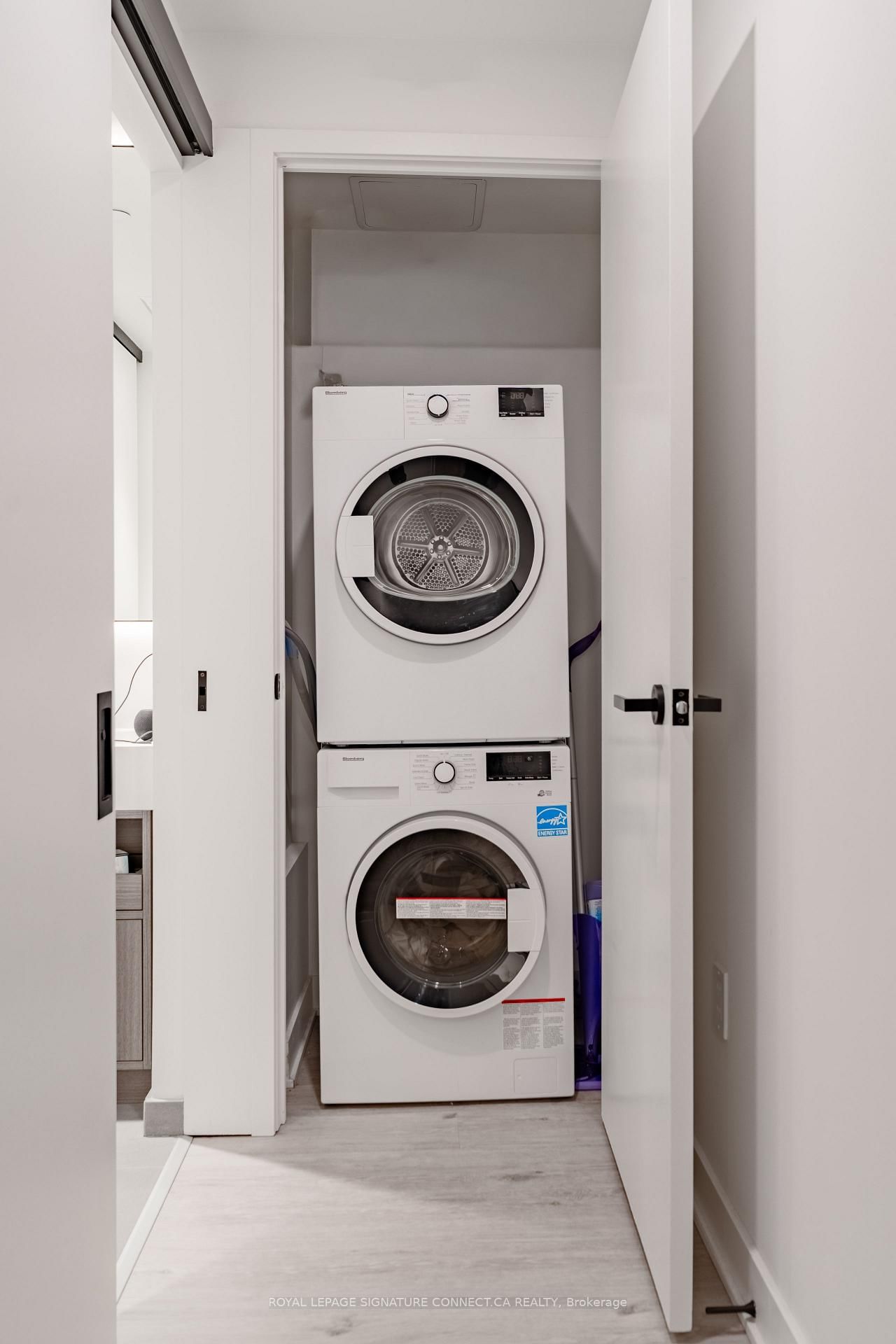 55 Charles Street E, Unit 3408 - Photo 18