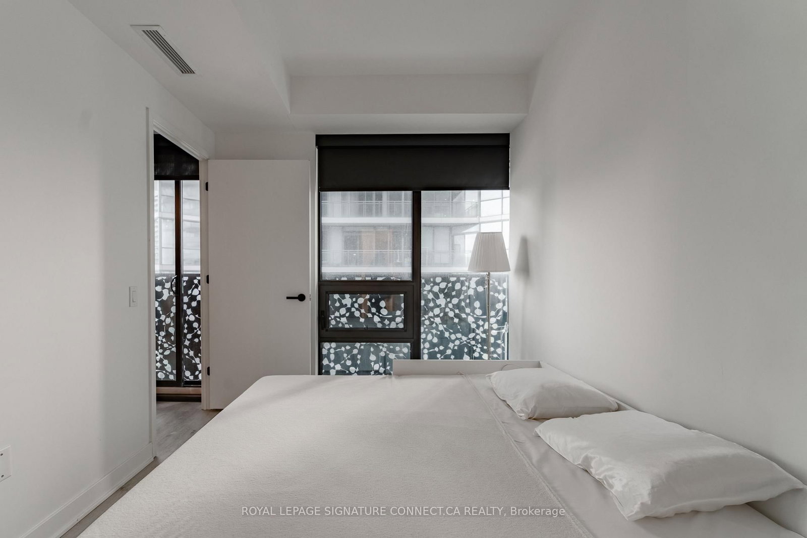 55 Charles Street E, Unit 2508 - Photo 11