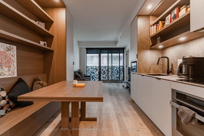 2508-55 Charles Street East, Toronto, Ontario image-0-2