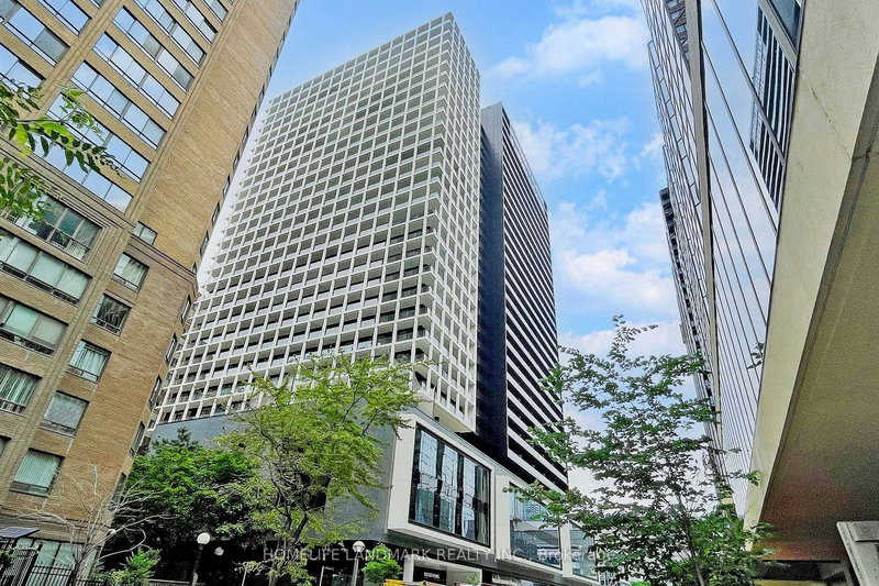 616 - 20 Edward St, Toronto, M5G 0C5 | Image 2