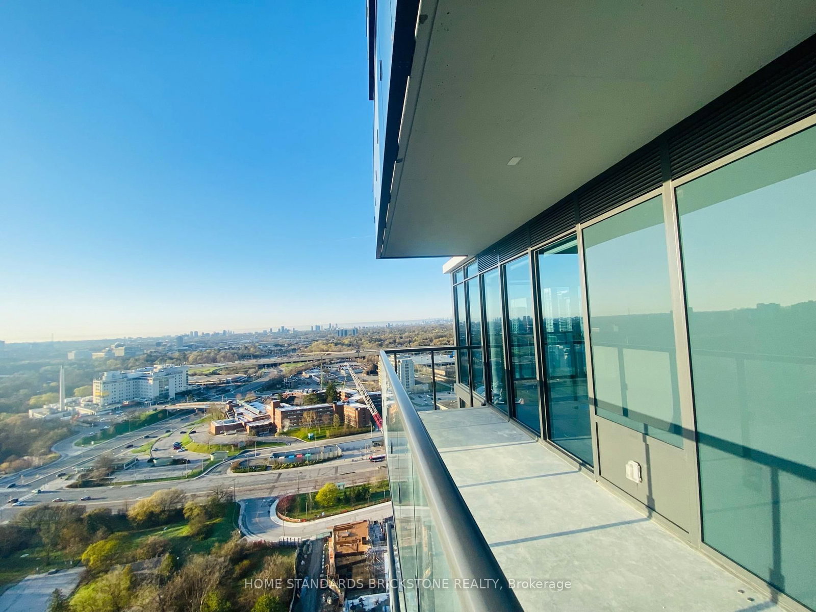 29 Green Trail Court W, Unit 2801 - Photo 4