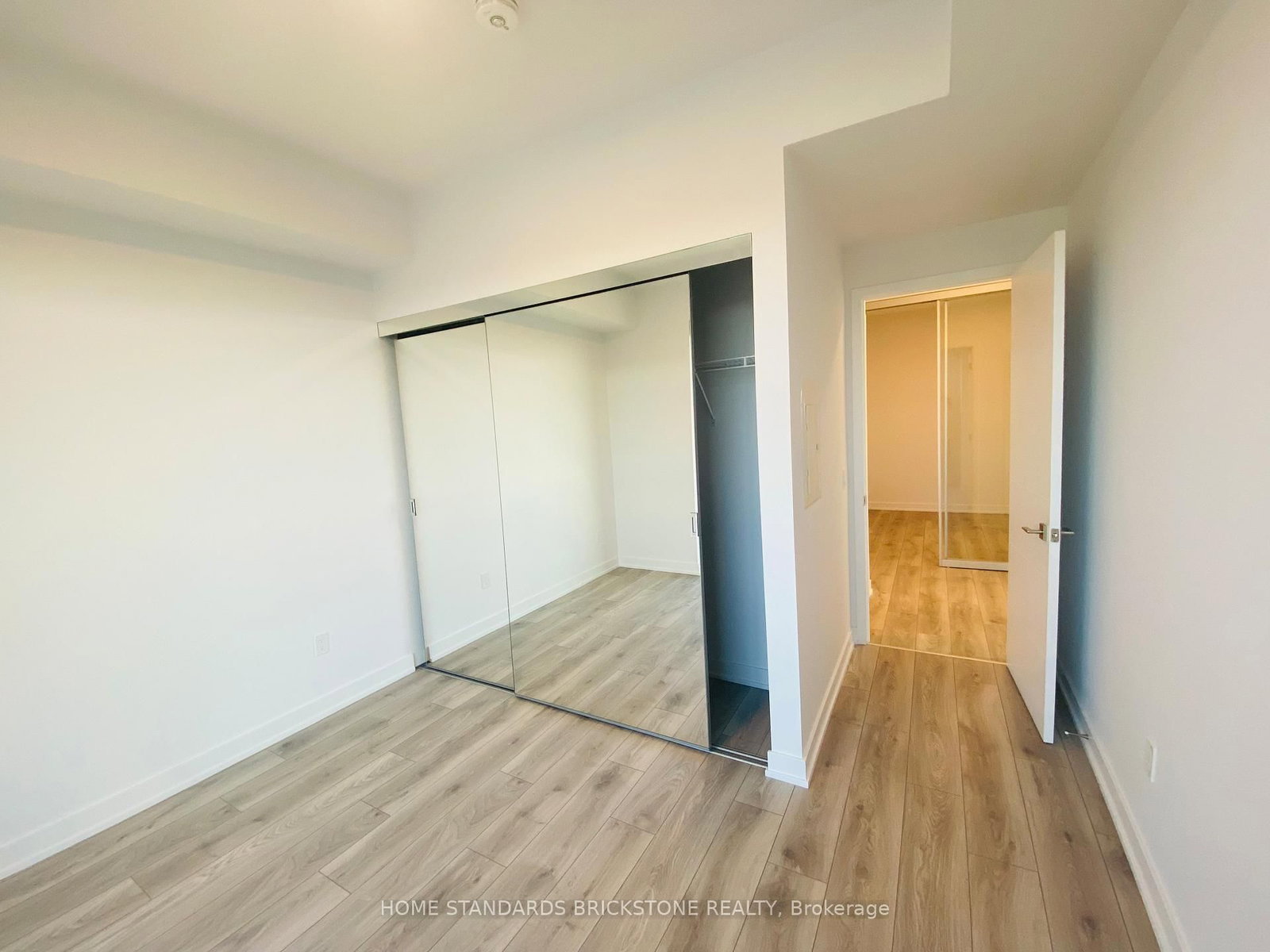29 Green Trail Court W, Unit 2801 - Photo 7