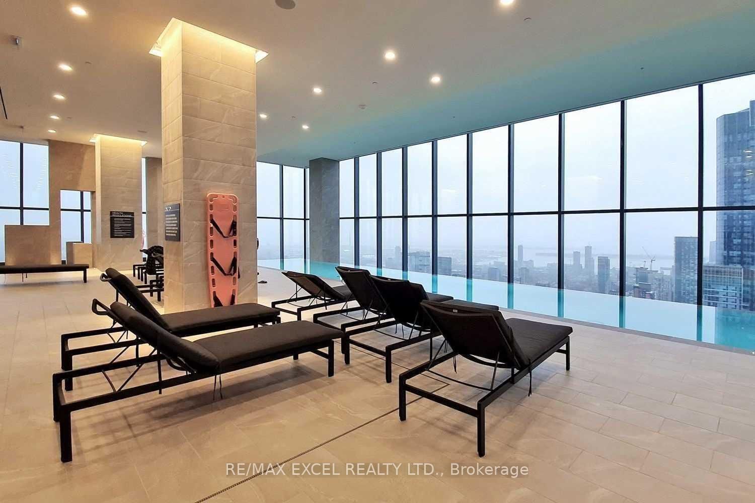 7 Grenville Street, Unit 1802 - Photo 14